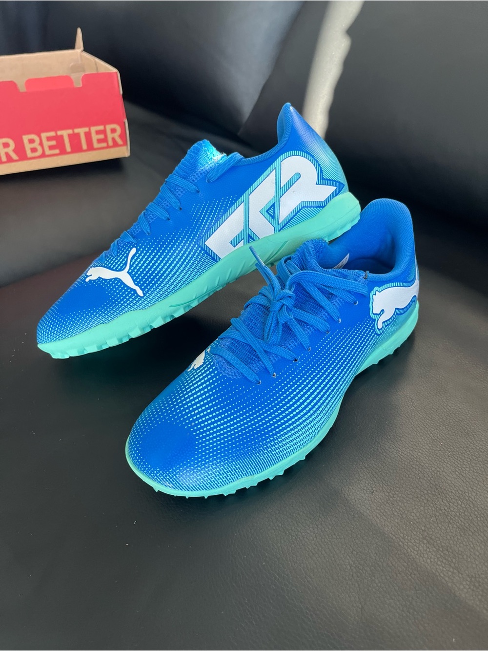 Puma Future 7 Play Men’s Turf Soccer Indoor Cleats/Shoesm